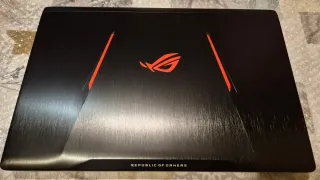 Asus ROG Strix GL553VD Gaming Laptop