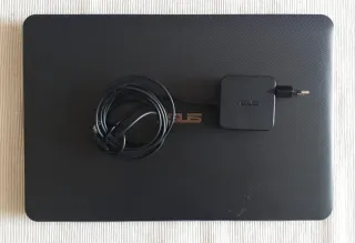 Portátil Asus i3 8GB 240GB SSD 15,6 HD