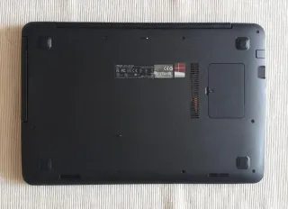 Portátil Asus i3 8GB 240GB SSD 15,6 HD