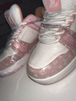 Zapatillas Niña Rosa y Blanca Nuevas.38-38,5