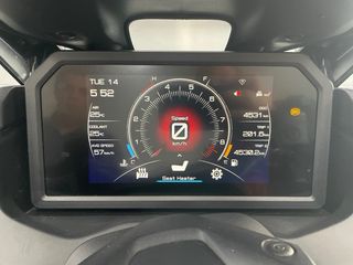 Yamaha TMAX 560 Tech Max Akrapovic. 4.500km