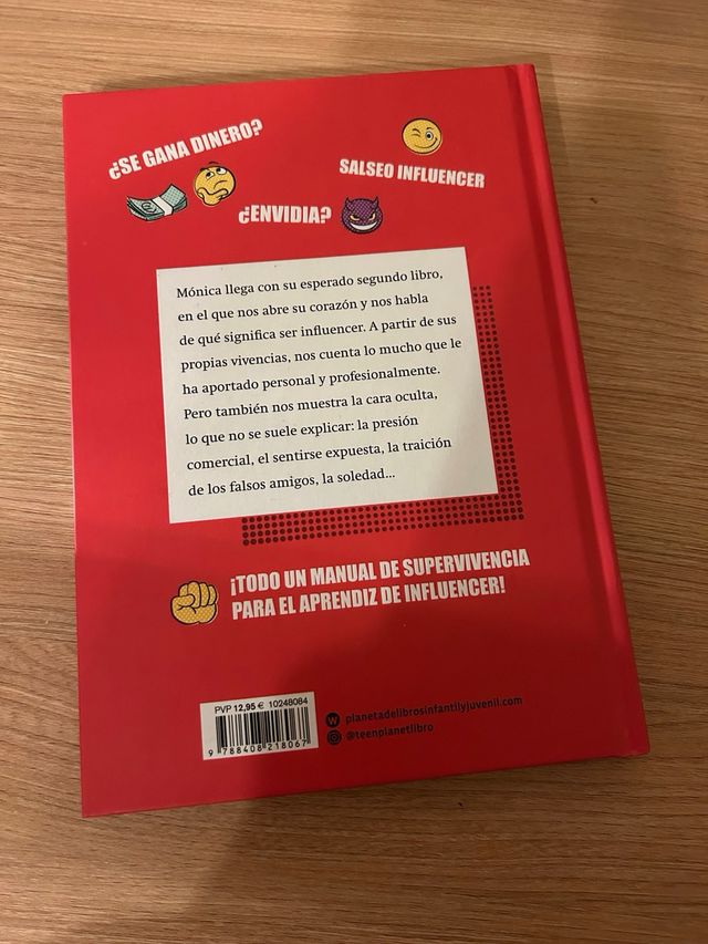 2 libros de Monica Morán en perfecto estado