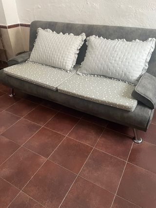 Sofá cama gris tela casi nuevo