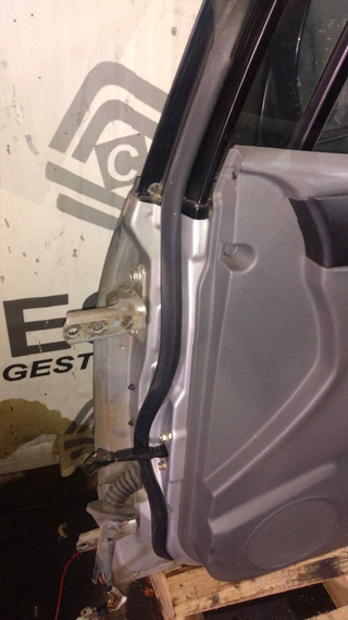 PUERTA DELANTERA DERECHA MITSUBISHI SPACE RUNNER