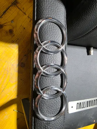 Logotipo Audi Cromado 4 Anillos