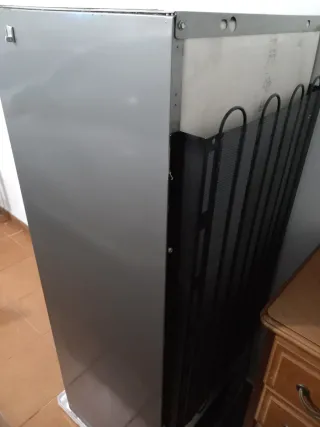 Nevera Indesit con Congelador