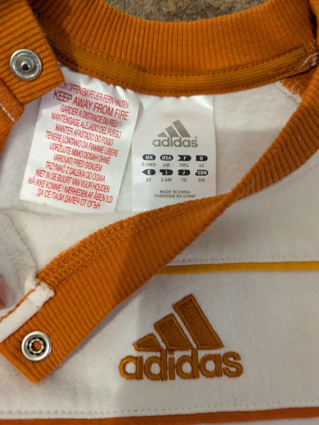 Chándal bebé Adidas naranja y marrón 3-6 meses