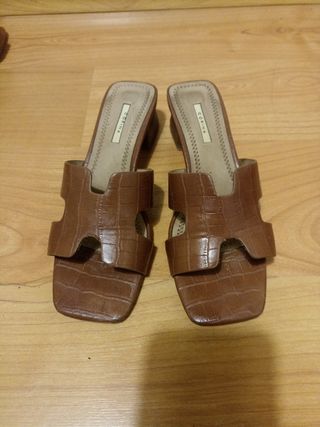 Sandalias Corina Marrones