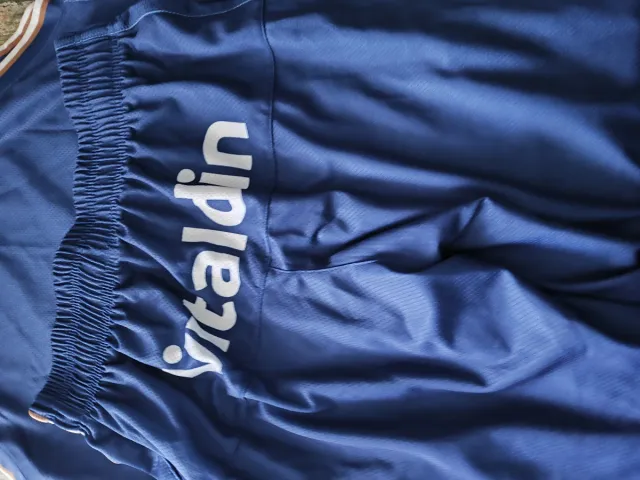 Equipación Valencia Basket Talla XXL