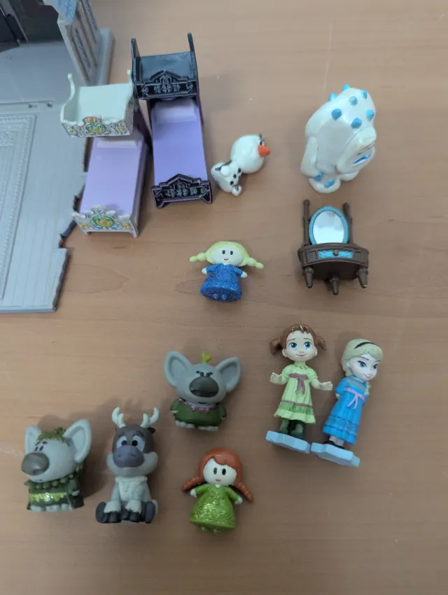 Castillo Frozen Portátil con Minifiguras