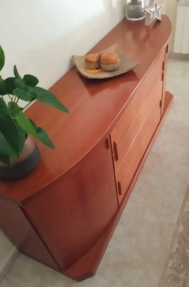 Mueble de madera marrón 180,alto 76 fondo 46