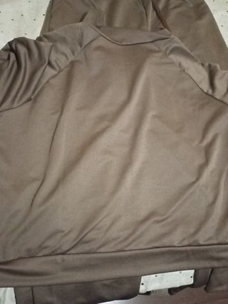 Conjunto chándal deportivo mujer.