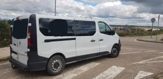 Furgoneta Opel Vivaro de agosto de 2015 de 6 plaza
