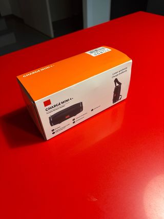 Altavoz Portátil acuático sin usar Charge Mini 4+