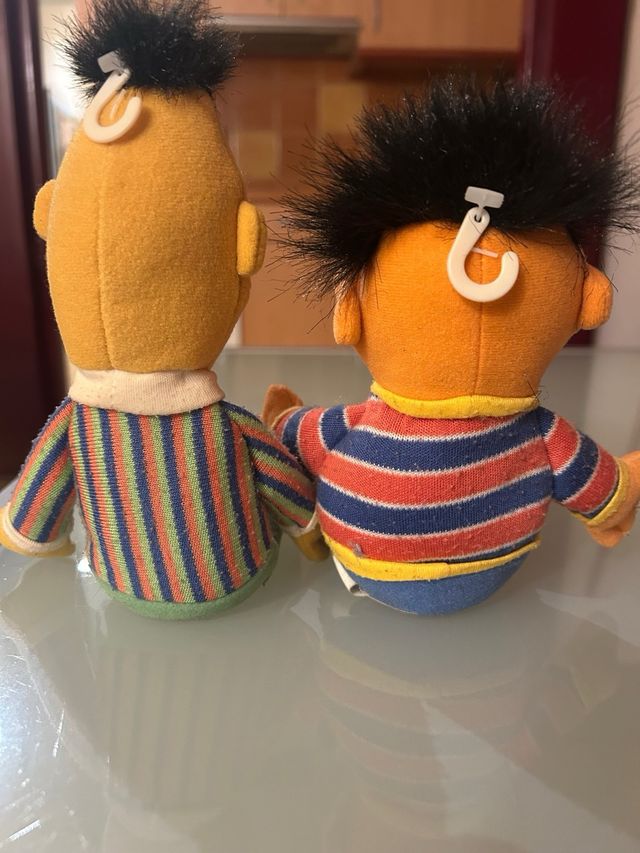 Muñecos Epi y Blas Peluche