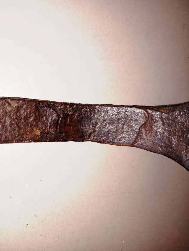 Amocafre o vecchia soleta, fucina.