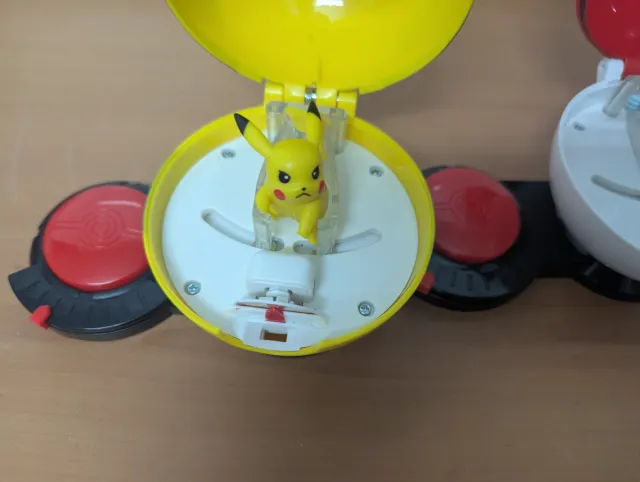 Cinturón Pokémon con Figuras Pikachu y Bulbasaur