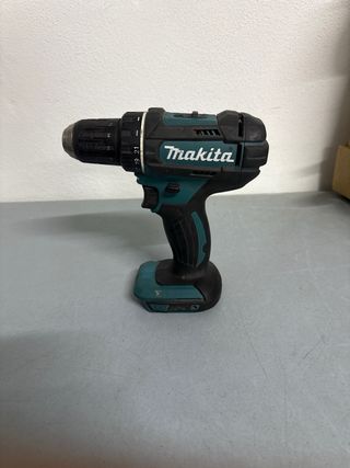 Taladro Makita DDF482 18V averiado 