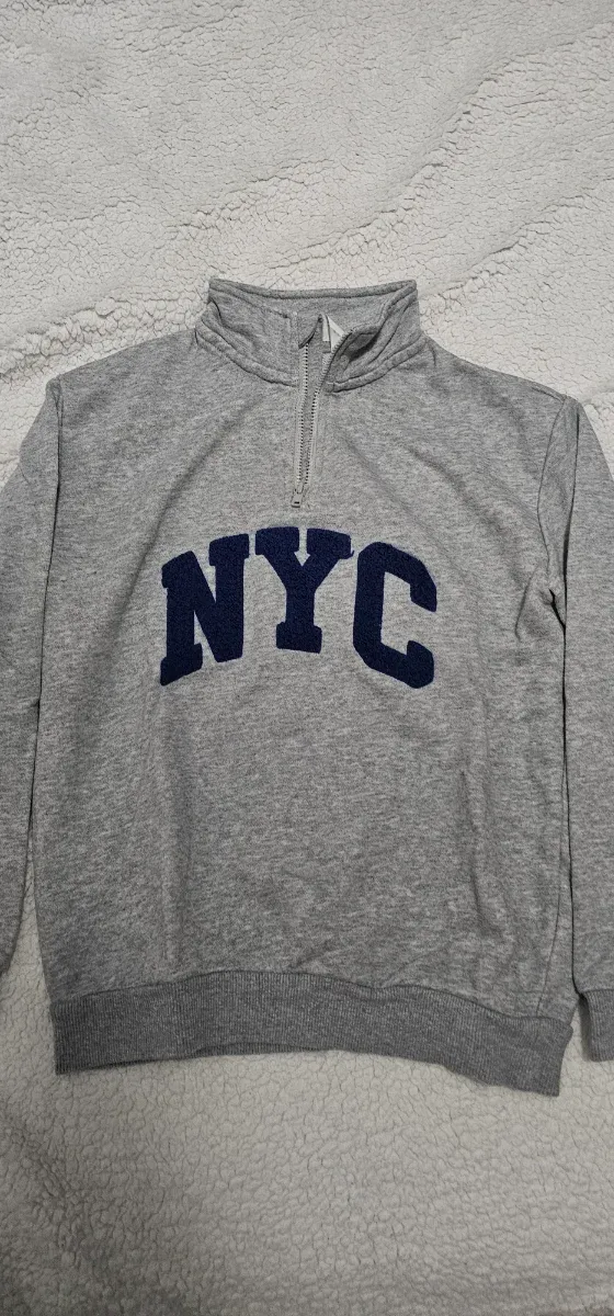 Sudadera H&M NYC 8-10 años