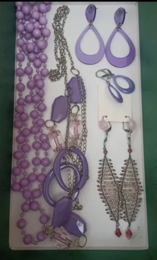 Lote bisutería vintage 80s: collares y pendientes