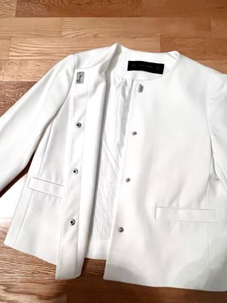 Americana corta Zara blanca