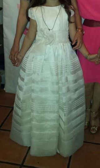 Vestido de Comunión, diadema y cancán