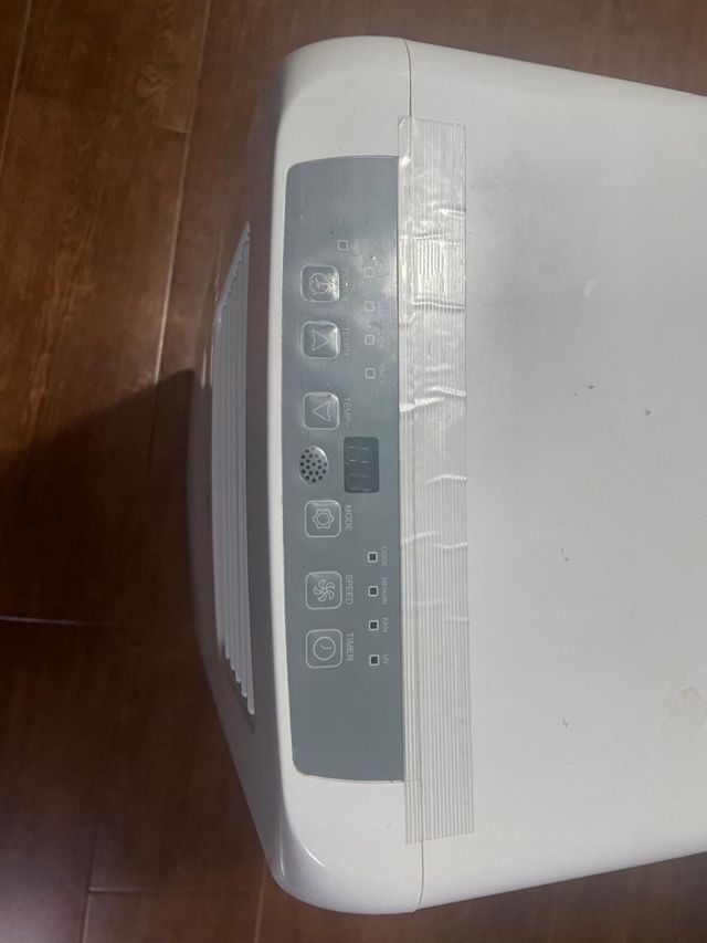 Aire Acondicionado Portátil Britec Blanco