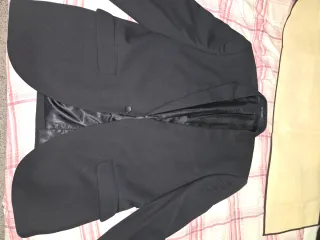 Traje negro elegante