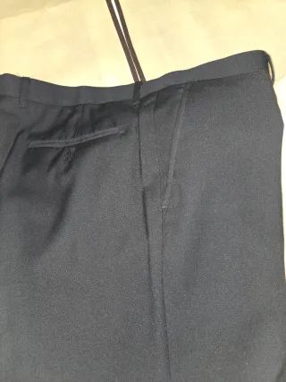 Traje negro elegante