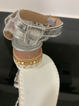 Sandalias cuña plateadas talla 37
