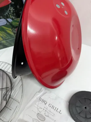 Barbecue nero e rosso
