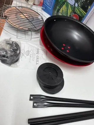 Barbecue nero e rosso