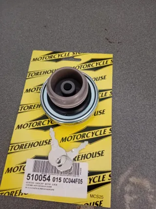 Tapón Gasolina Harley Davidson Cromado con Llave