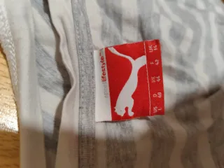 Camiseta Puma Rayas Gris y Blanca Talla L