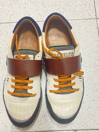 Zapatillas Beatriz Furest Beige y Marrón