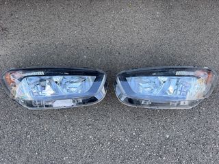 Faros delanteros Ford Transit Courier 2023