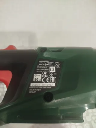 TAGLIASIEPI BOSCH UNIVERSAL Pole 18