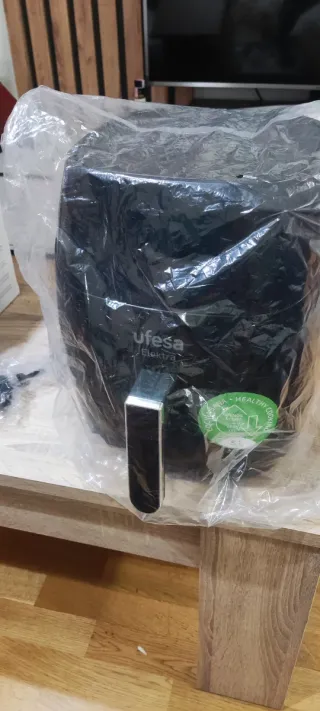 Freidora de aire Ufesa Elektra. NUEVA. 5L
