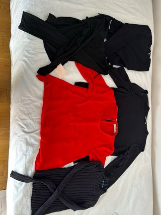 Conjunto 4 Tops Mujer Negro y Rojo