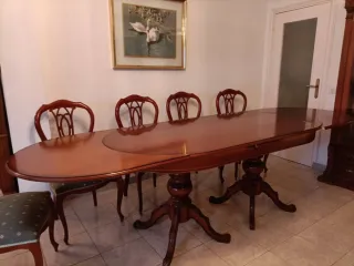 Mesa de comedor extensible de madera