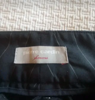 Calças de 100% lã virgem Pierre Cardin