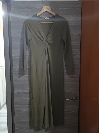Vestido largo verde manga larga