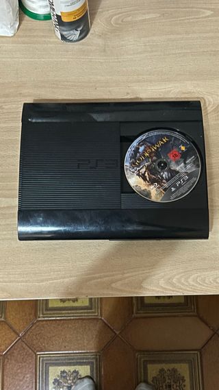 Consola PS3 con God of War 3