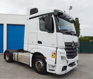Mercedes Actros 1845
