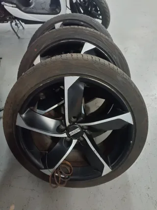 Llantas Volvo/Ford 5 tornillos