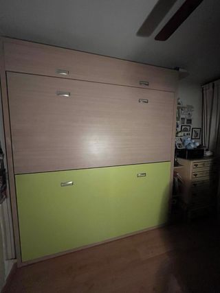Habitación litera y escritorio grande(precio nego)