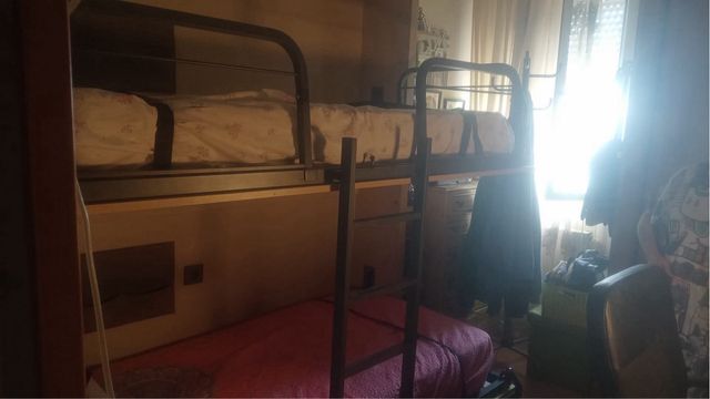 Habitación litera y escritorio grande(precio nego)