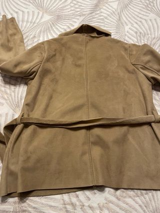 Chaqueta antelina forrada beige