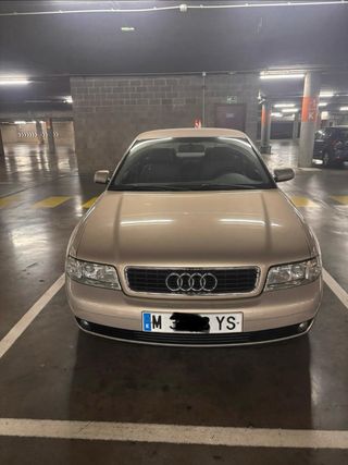 Audi A4 2000