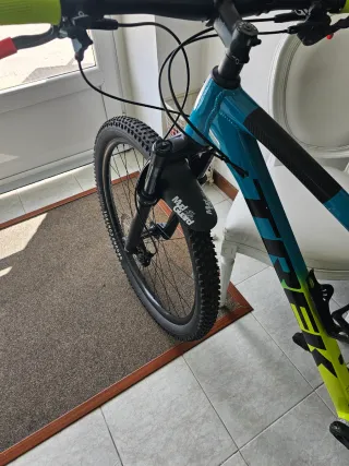 MTB Trek Azul y verde